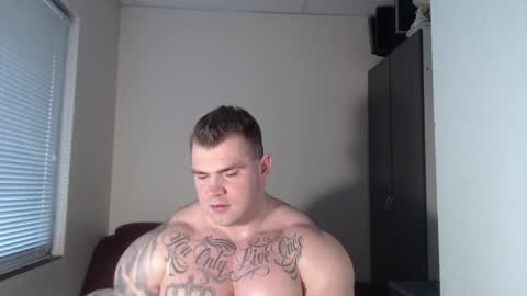 Snapshot of jackyhuge chatting on 01/24/25, 10:21 Jacky online show from 01/24/25, 10:21