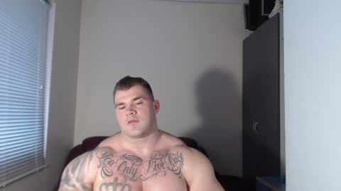 Snapshot of jackyhuge chatting on 02/02/25, 01:08 Jacky online show from 02/02/25, 01:08