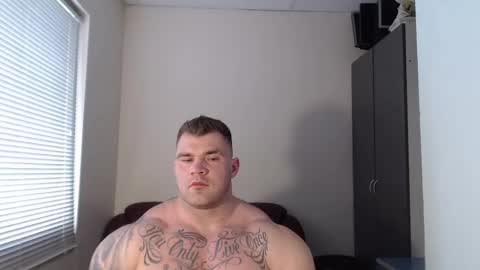 Snapshot of jackyhuge chatting on 02/18/25, 10:49 Jacky online show from 02/18/25, 10:49