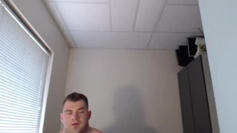 Snapshot of jackyhuge chatting on 03/08/25, 01:25 Jacky online show from 03/08/25, 01:25
