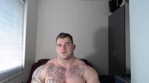 Snapshot of jackyhuge chatting on 03/10/25, 02:48 Jacky online show from 03/10/25, 02:48