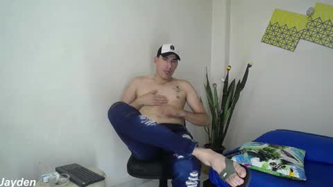 Jacob And Jayden online show from 10/16/25, 07:04