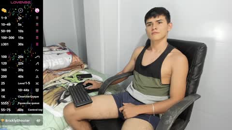Snapshot of jacobb_lee chatting on 01/16/25, 12:12 Jacob Lee online show from 01/16/25, 12:12