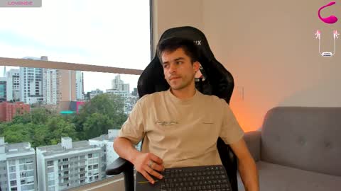 JACOB STONES online show from 10/31/25, 08:21