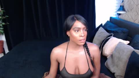 Jade online show from 10/08/25, 04:54