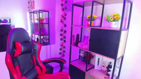 Jade online show from 10/29/25, 02:58