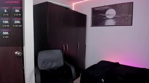 Snapshot of jade_candy21 chatting on 03/04/25, 06:07 jade_candy21 online show from 03/04/25, 06:07