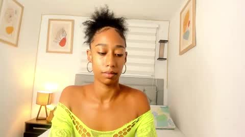 Jade smile online show from 12/14/24, 03:58