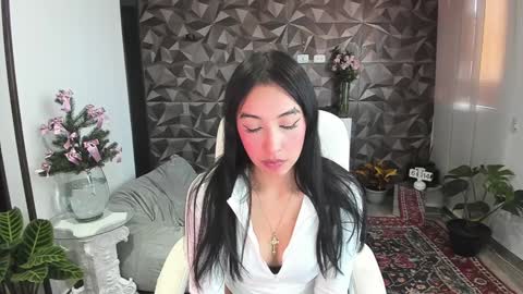 Snapshot of jade_porn chatting on 12/11/24, 12:55 Jade independent model online show from 12/11/24, 12:55