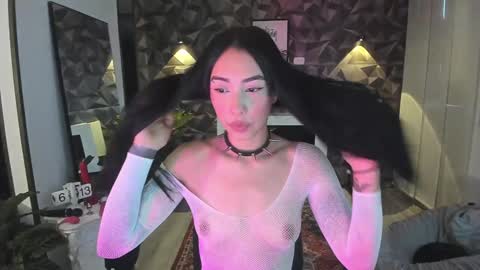 Snapshot of jade_porn chatting on 01/22/25, 11:12 Jade independent model online show from 01/22/25, 11:12