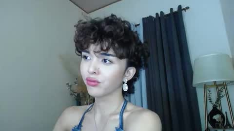 Adriana online show from 10/05/25, 01:31
