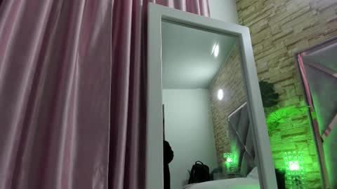 Snapshot of jade_white_ chatting on 09/12/25, 12:38 jade white online show from 09/12/25, 12:38