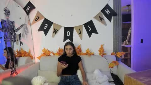 Jade online show from 10/09/25, 01:58