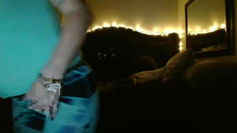 Snapshot of jaded4y0u chatting on 01/30/25, 07:39 Jade1886 online show from 01/30/25, 07:39