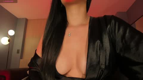 JADE EVANS online show from 12/04/24, 10:08