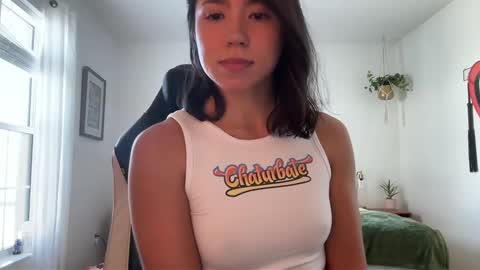 Snapshot of jadelove_ chatting on 01/29/25, 07:00 Jade Love online show from 01/29/25, 07:00