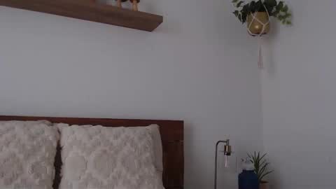 Snapshot of jadelove_ chatting on 02/12/25, 08:29 Jade Love online show from 02/12/25, 08:29