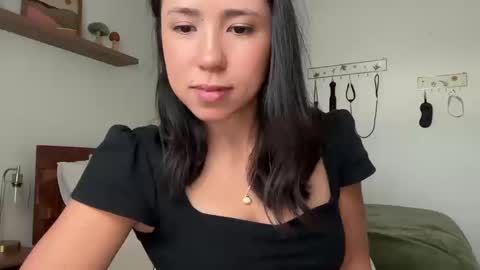 Snapshot of jadelove_ chatting on 09/12/25, 10:32 Jade Love online show from 09/12/25, 10:32