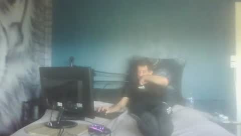 Snapshot of jag8637 chatting on 03/03/25, 02:15 jag8637 online show from 03/03/25, 02:15