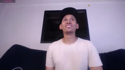 JAISON HALLS online show from 11/07/25, 07:52