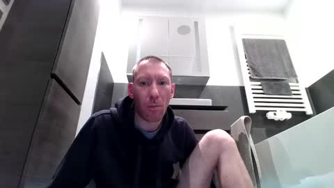 Snapshot of jak_81 chatting on 01/12/25, 01:53 jak_81 online show from 01/12/25, 01:53