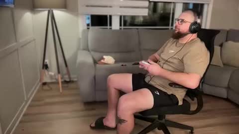 Jake online show from 11/02/25, 12:13