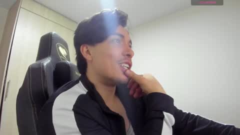 Snapshot of jake_murphy chatting on 02/04/25, 05:53 jake_murphy online show from 02/04/25, 05:53