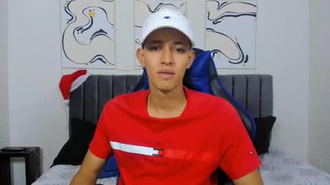 Hi guys im new 3 online show from 12/21/24, 02:09