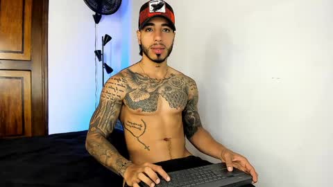 Snapshot of jakee_brown chatting on 01/25/25, 02:37 Santiago online show from 01/25/25, 02:37