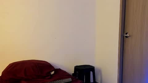 Snapshot of jakee_brown chatting on 02/05/25, 10:19 Santiago online show from 02/05/25, 10:19