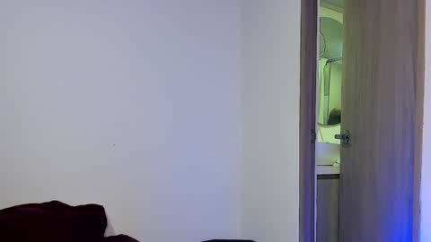 Snapshot of jakee_brown chatting on 02/06/25, 03:06 Santiago online show from 02/06/25, 03:06