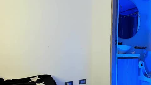 Snapshot of jakee_brown chatting on 02/11/25, 03:18 Santiago online show from 02/11/25, 03:18