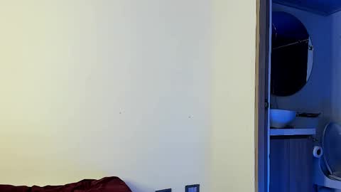 Snapshot of jakee_brown chatting on 02/12/25, 07:55 Santiago online show from 02/12/25, 07:55