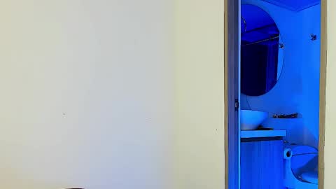 Snapshot of jakee_brown chatting on 02/16/25, 02:20 Santiago online show from 02/16/25, 02:20