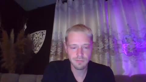 Snapshot of jakjakrabbit chatting on 10/08/25, 11:35 jakjakrabbit online show from 10/08/25, 11:35