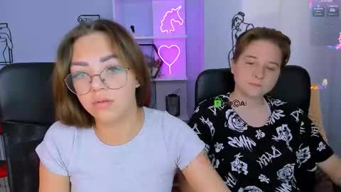 Snapshot of jaklin_meow chatting on 09/25/25, 06:39 Jakline online show from 09/25/25, 06:39