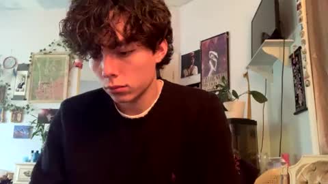 Snapshot of jalogan chatting on 10/12/25, 07:57 August online show from 10/12/25, 07:57