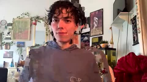 Snapshot of jalogan chatting on 11/26/25, 05:03 August online show from 11/26/25, 05:03