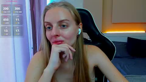 Sofia online show from 10/14/25, 08:37