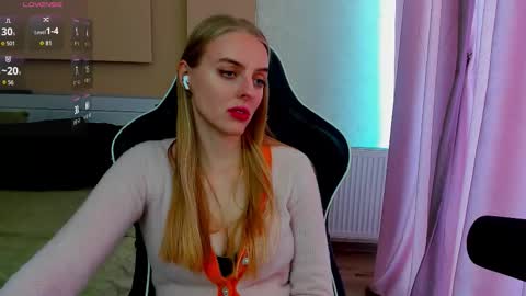 Sofia online show from 11/08/25, 09:09