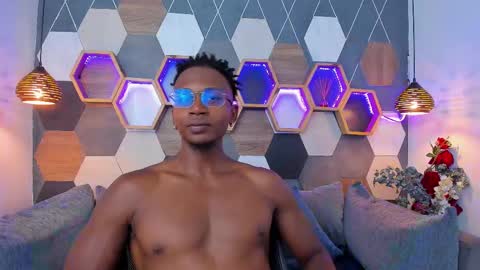   online show from 02/18/25, 07:41