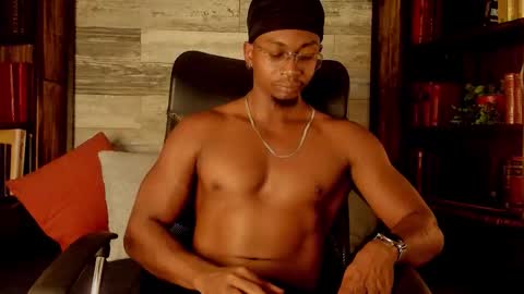   online show from 10/18/25, 04:04