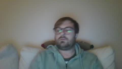 Snapshot of james_heron chatting on 01/28/25, 05:03 James Heron online show from 01/28/25, 05:03