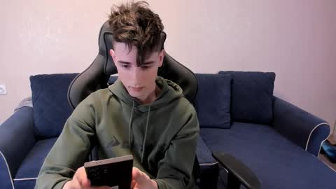 James online show from 10/25/25, 06:35