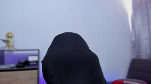 Snapshot of jamesgraay chatting on 09/17/25, 05:36 James Gray online show from 09/17/25, 05:36