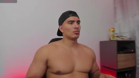 Snapshot of jamesgraay chatting on 11/05/25, 04:40 James Gray online show from 11/05/25, 04:40