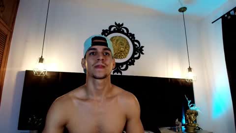 Snapshot of jamess__brown chatting on 11/14/25, 10:07 James Brown online show from 11/14/25, 10:07