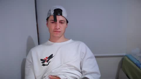 Snapshot of jamesss____ chatting on 01/14/25, 03:01 jamesss____ online show from 01/14/25, 03:01