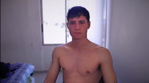 Snapshot of jamesss____ chatting on 01/19/25, 04:57 jamesss____ online show from 01/19/25, 04:57
