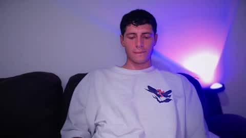 Snapshot of jamesss____ chatting on 02/26/25, 09:48 jamesss____ online show from 02/26/25, 09:48
